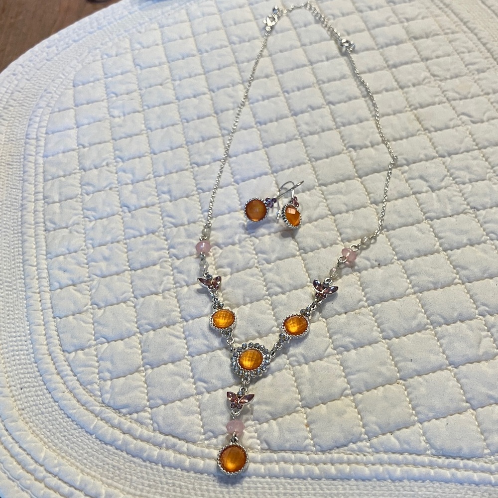 Vintage Avon Silver-Tone Orange and Pink Crystal Necklace with Matching Earrings